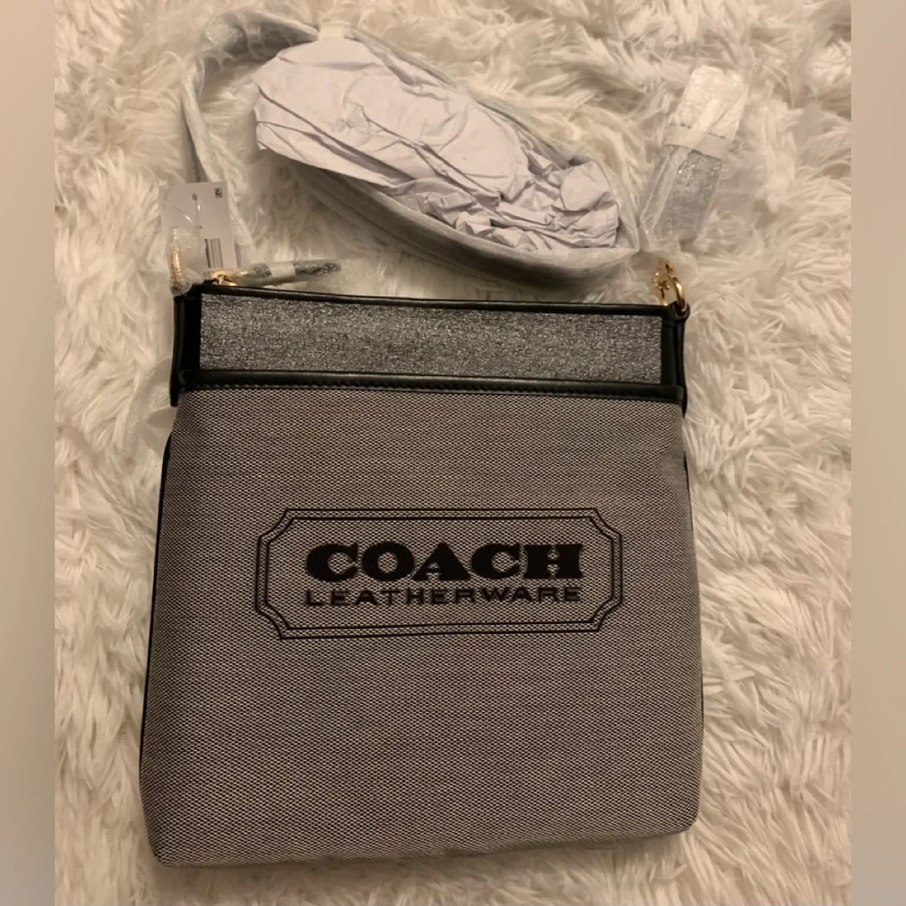 Coach Badge Jacquard Kitt Crossbody Bag Purse - Picture 2 of 6